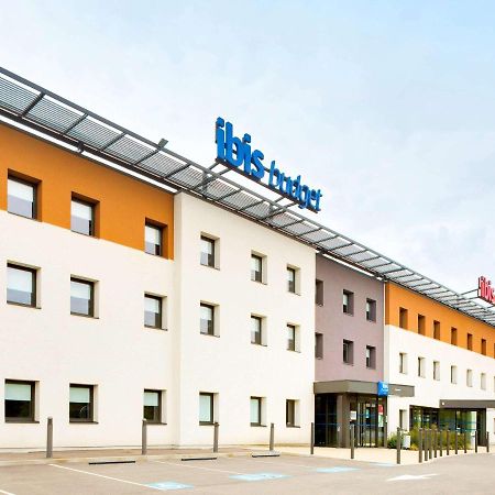 Ibis Budget Montceau Les Mines Exteriör bild