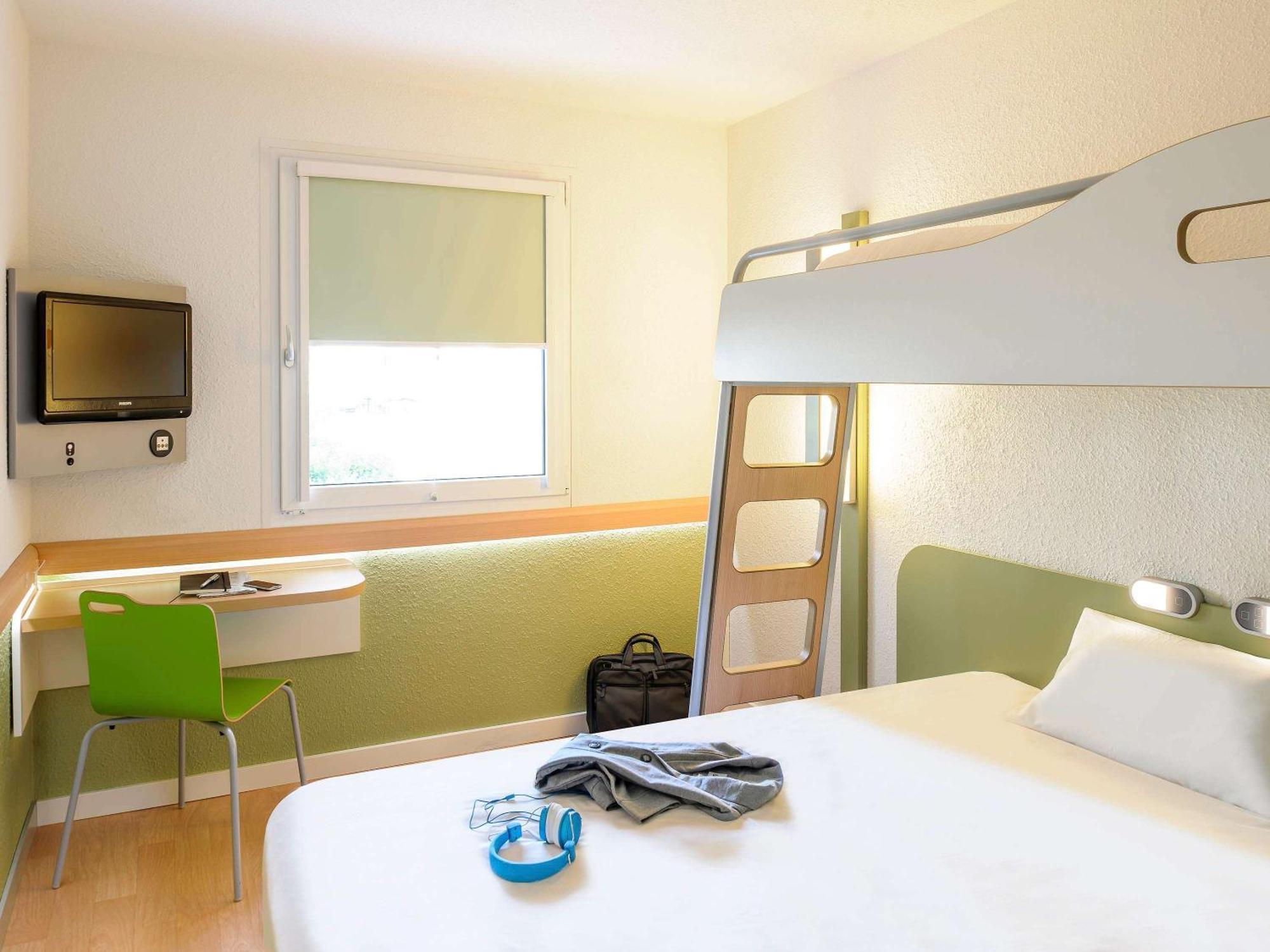 Ibis Budget Montceau Les Mines Exteriör bild