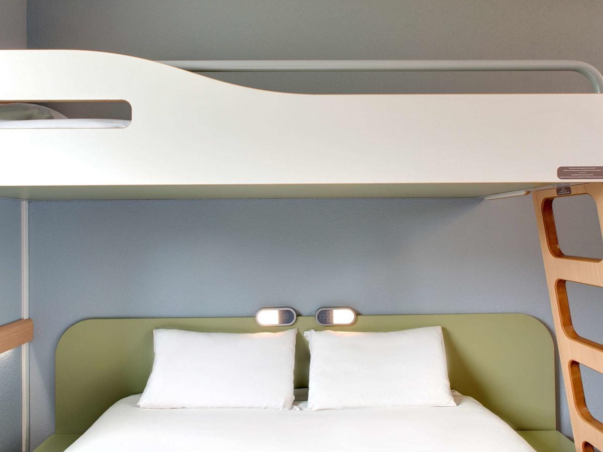 Ibis Budget Montceau Les Mines Exteriör bild